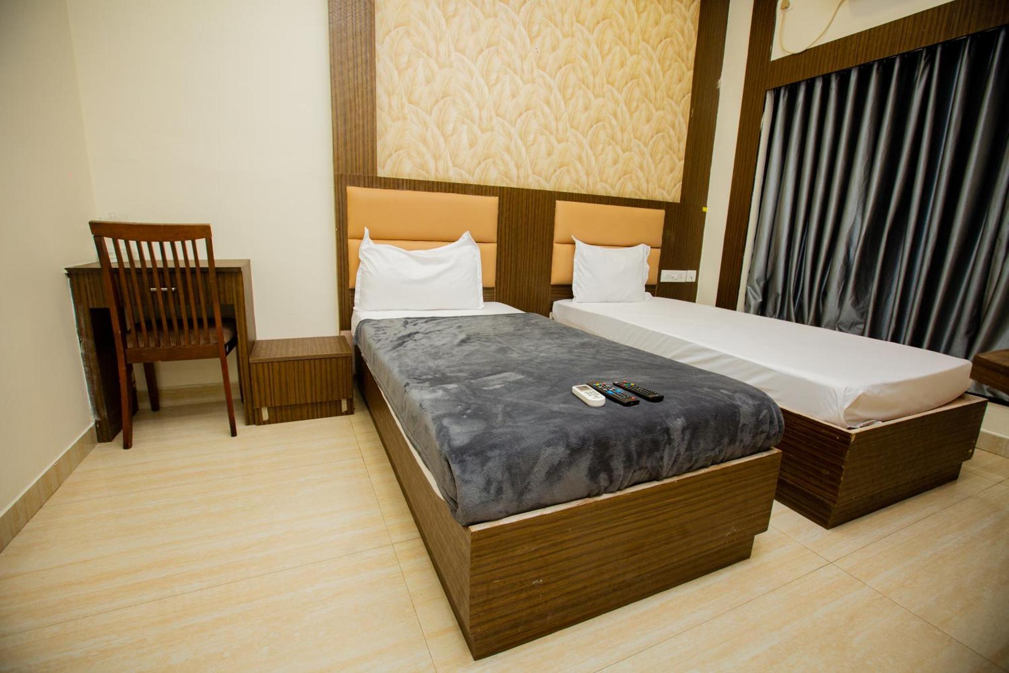 The Park Avenue Hotel - Business Class Hotel Near Central Railway Station Chennai Periyamet מראה חיצוני תמונה