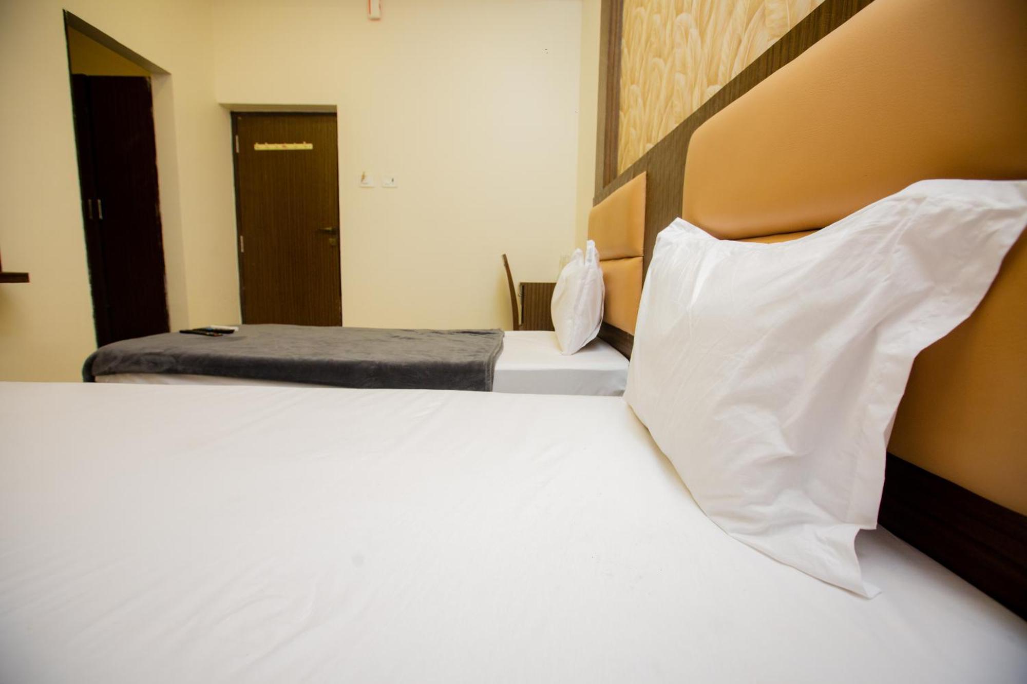 The Park Avenue Hotel - Business Class Hotel Near Central Railway Station Chennai Periyamet מראה חיצוני תמונה